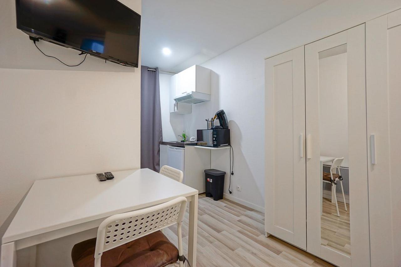 Charming And Cozy Near Montparnasse Apartment Paris Exterior photo